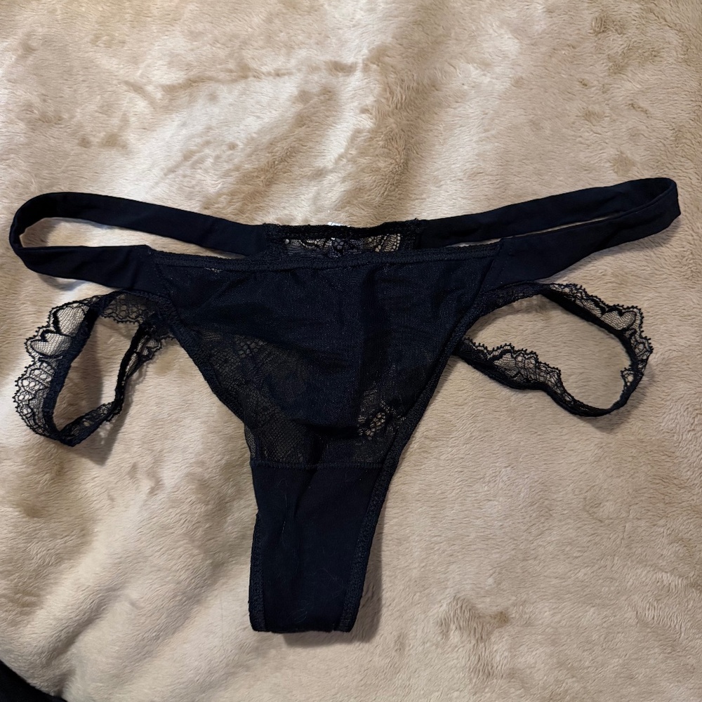 Lise Charmel Dentelle Design  (ACA0589) M Black NWT